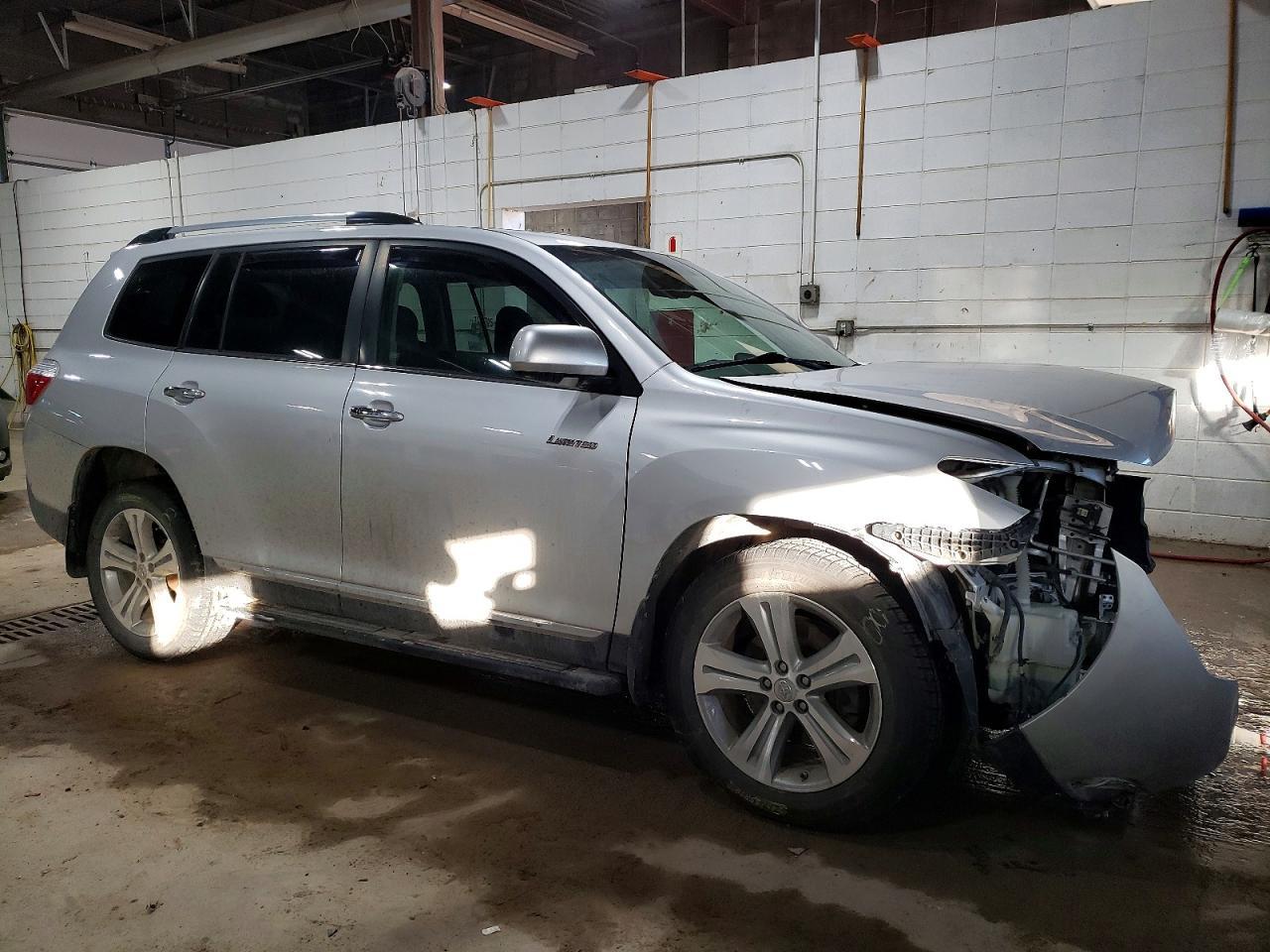 2012 TOYOTA HIGHLANDER