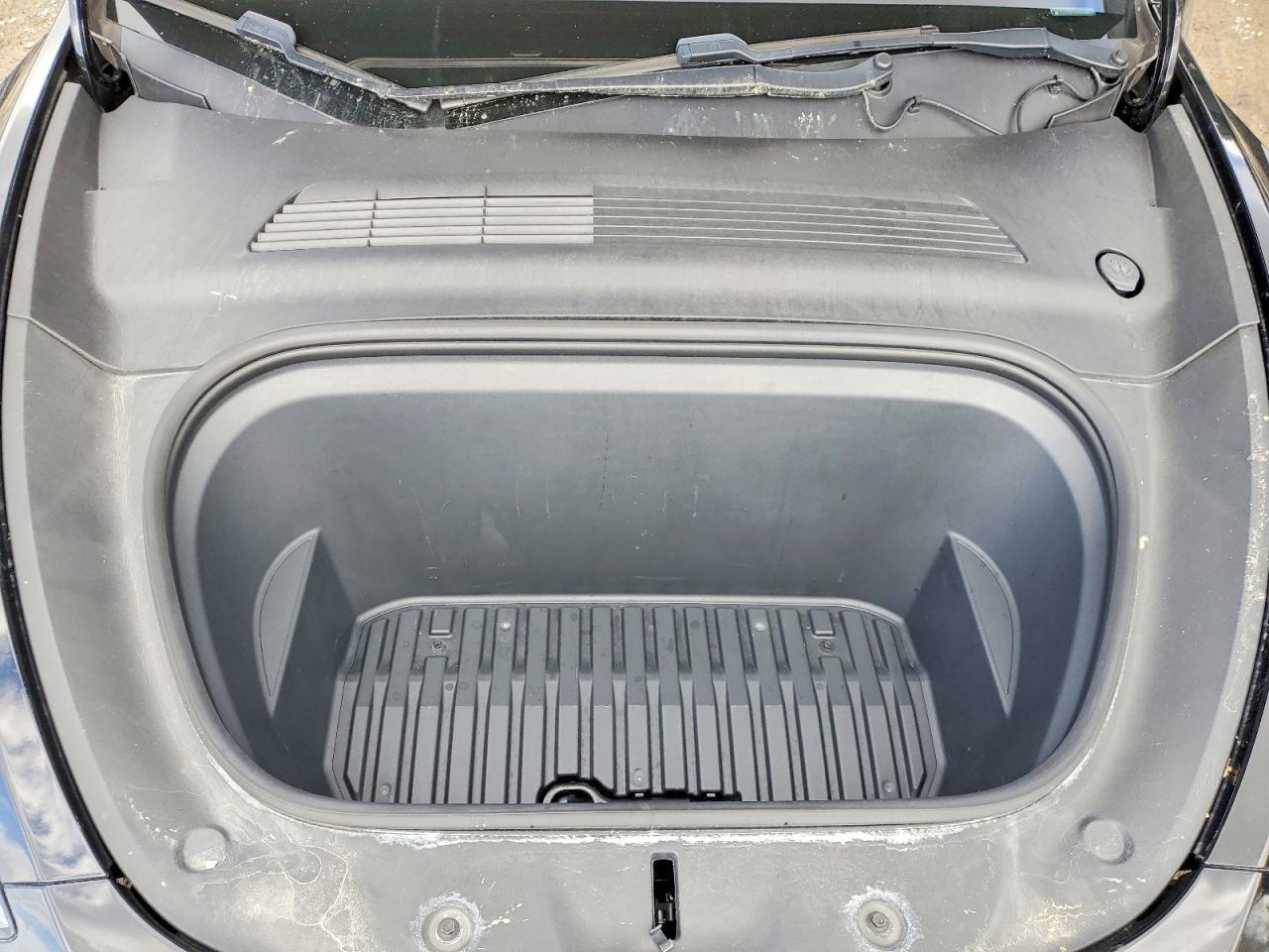 2020 TESLA MODEL Y