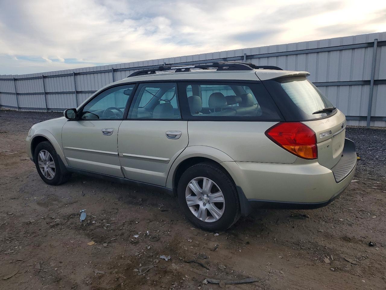 2005 SUBARU Legacy