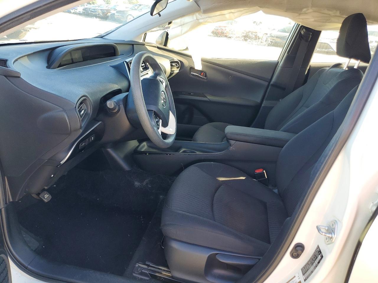2017 TOYOTA PRIUS