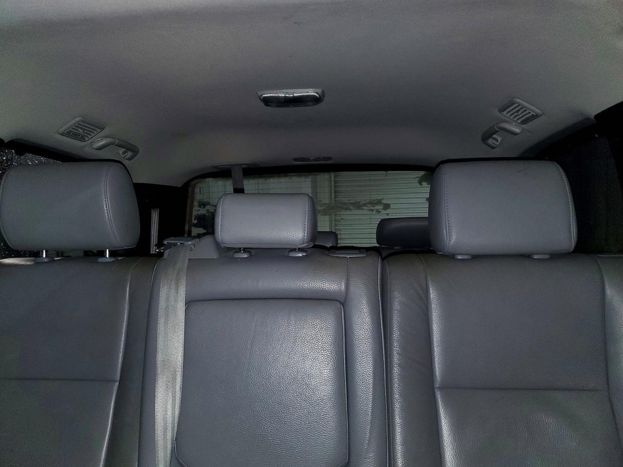 2012 TOYOTA Sequoia
