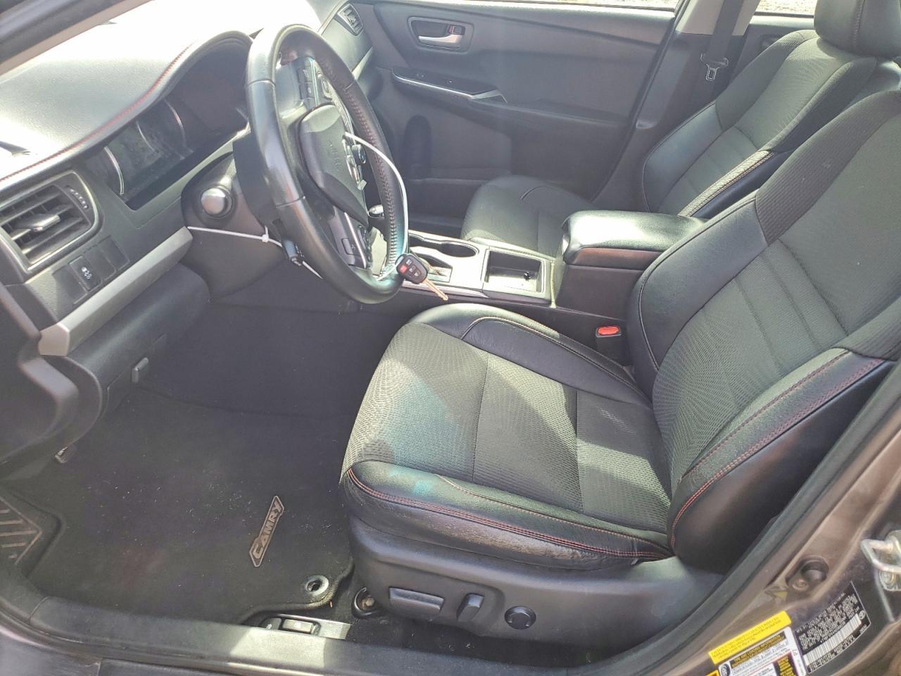 2017 TOYOTA CAMRY