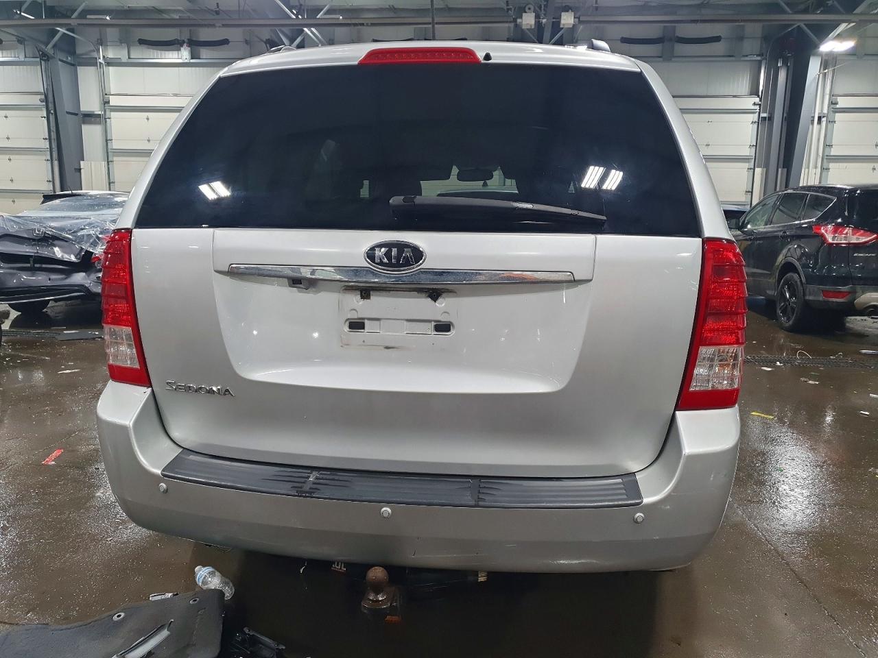 2012 KIA SEDONA