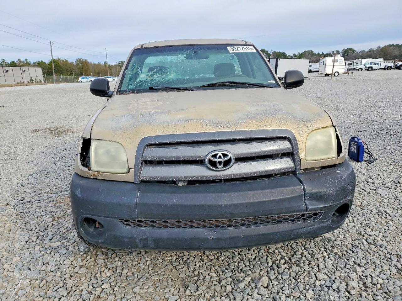 2004 TOYOTA TUNDRA