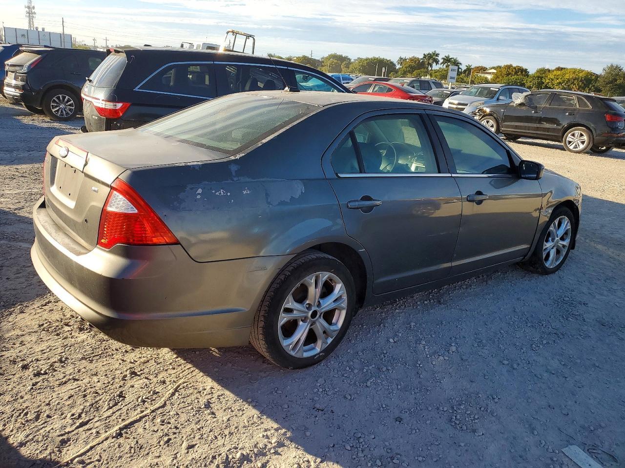 2012 FORD FUSION