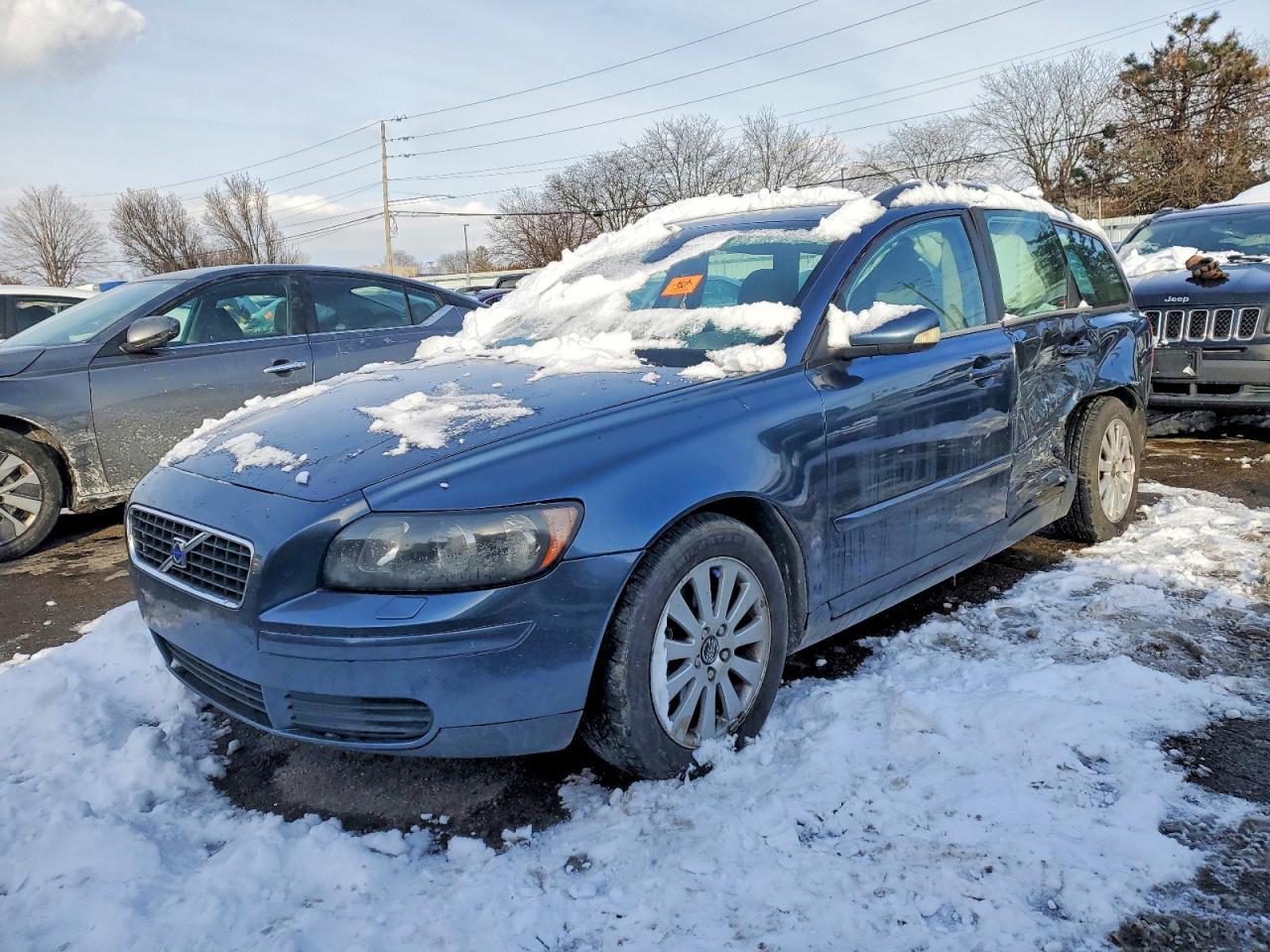 2005 VOLVO V50