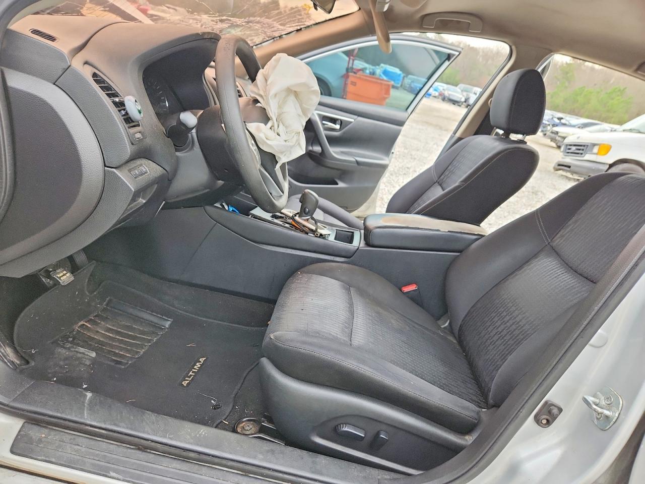 2016 NISSAN ALTIMA