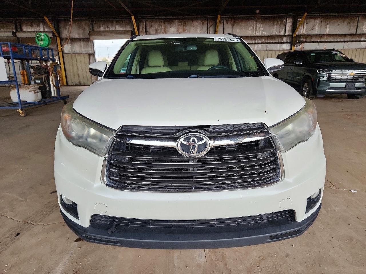 2015 TOYOTA HIGHLANDER