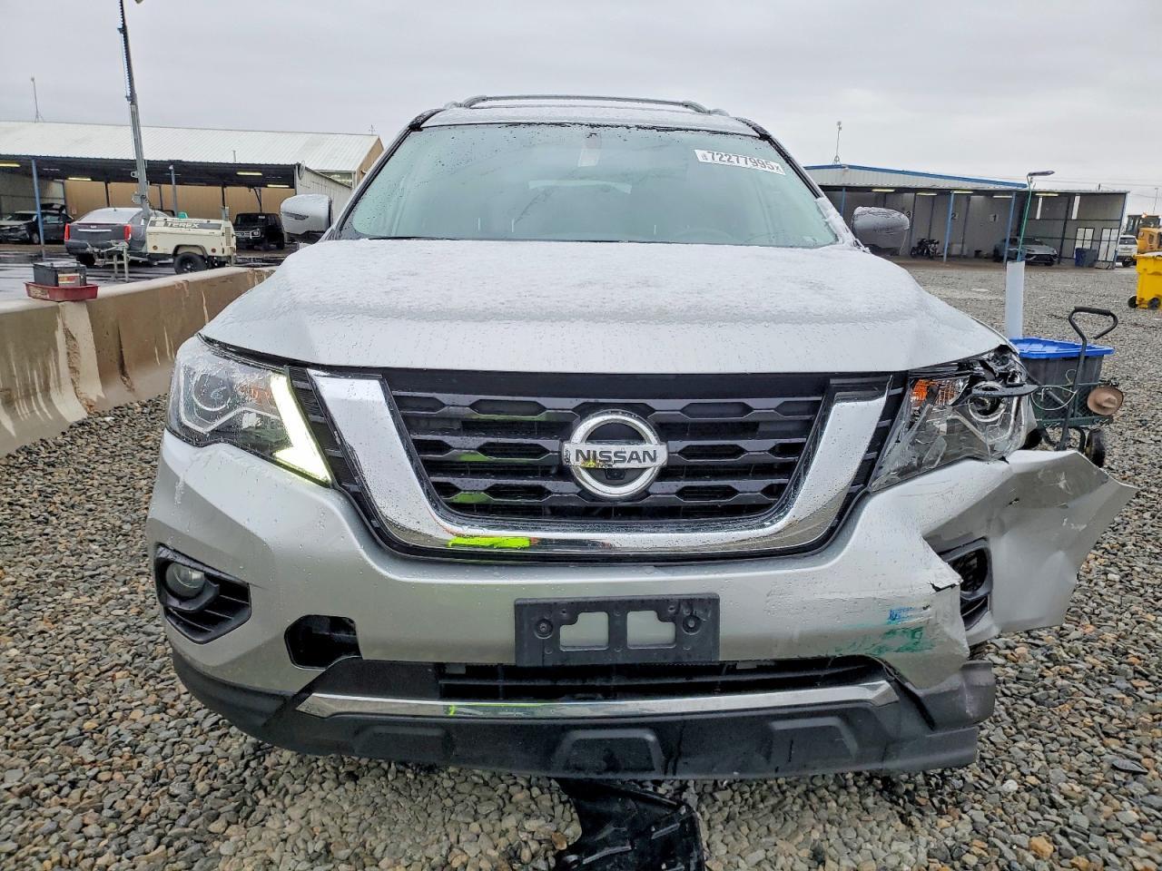 2017 NISSAN PATHFINDER