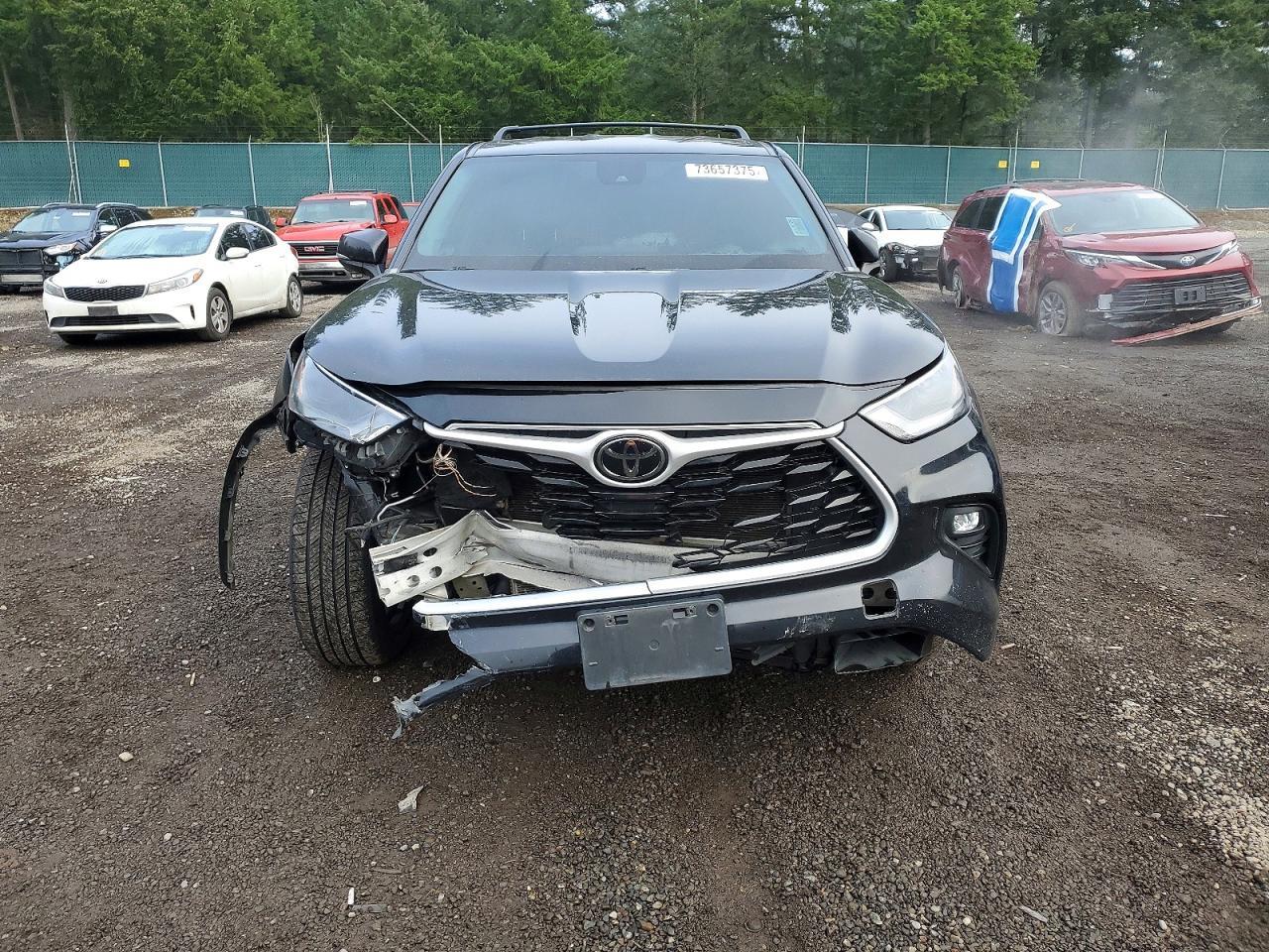 2021 TOYOTA HIGHLANDER
