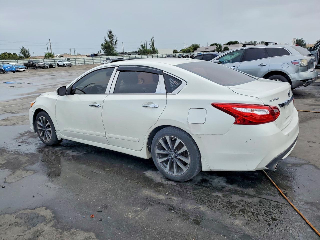 2016 NISSAN ALTIMA