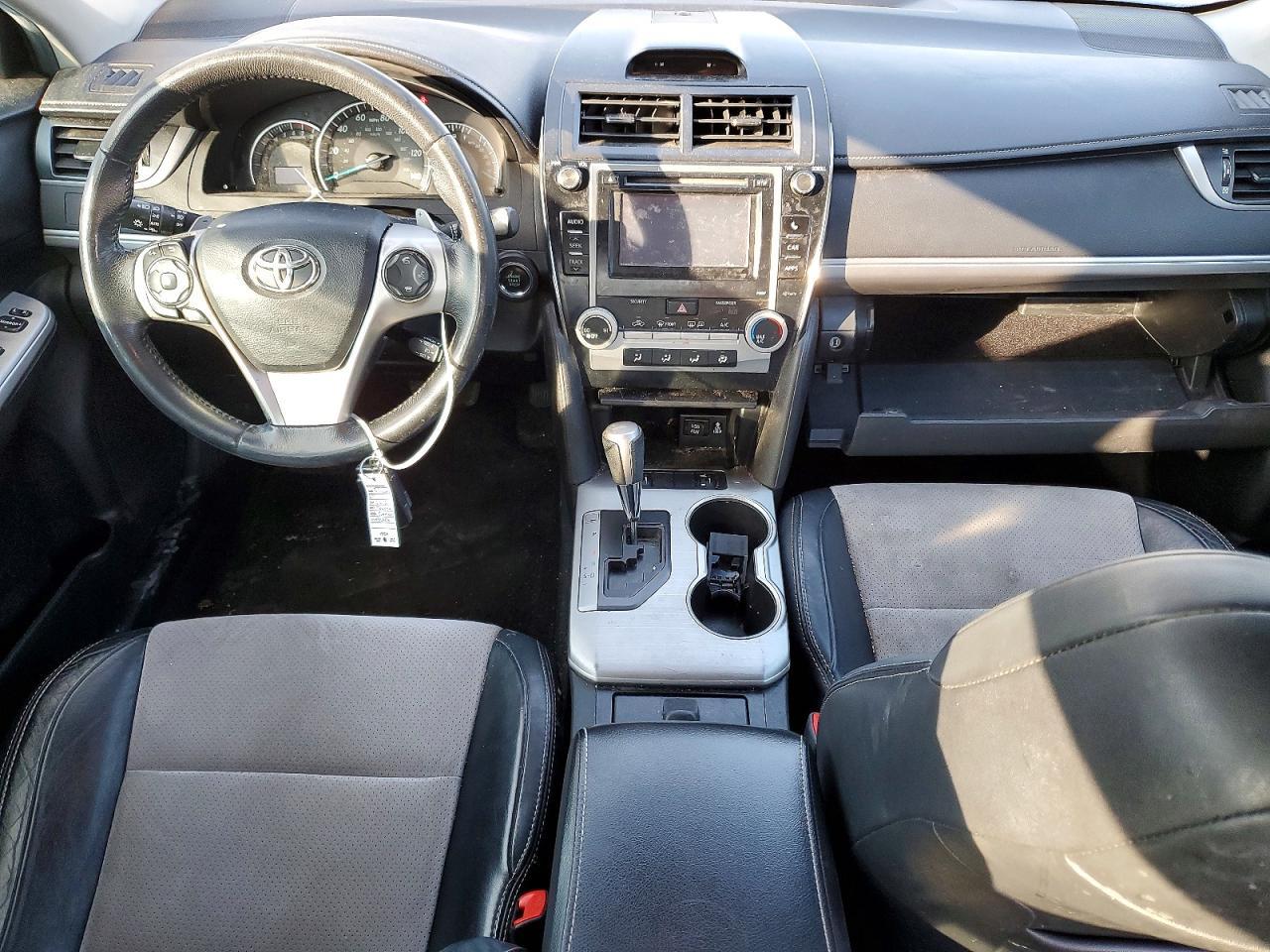 2012 TOYOTA CAMRY
