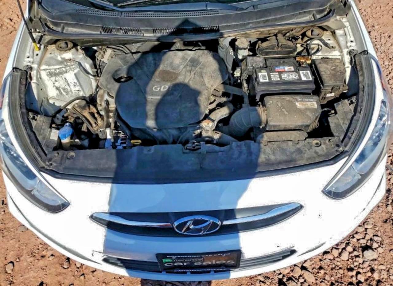 2015 HYUNDAI ACCENT
