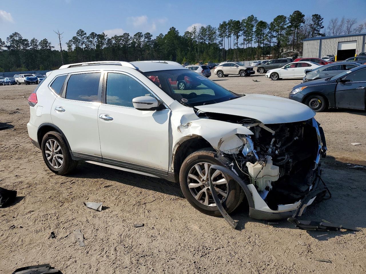 2017 NISSAN Rogue Sport