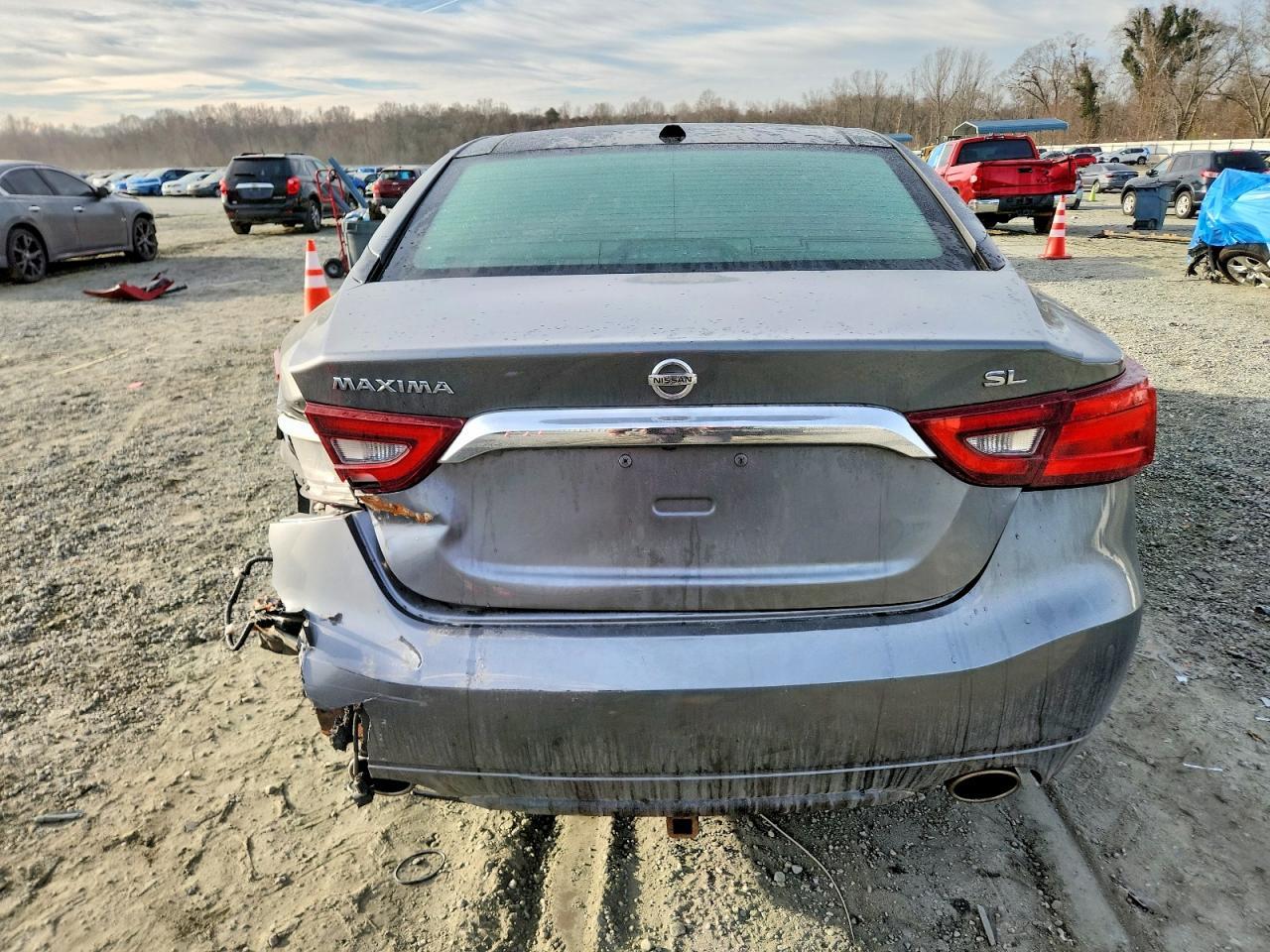 2018 NISSAN Maxima