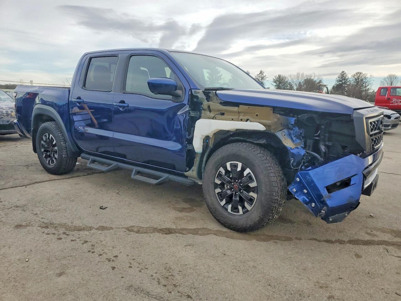 2023 NISSAN Frontier