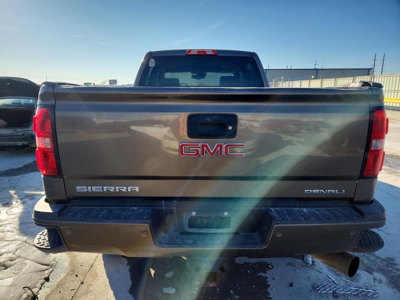 2015 GMC Sierra