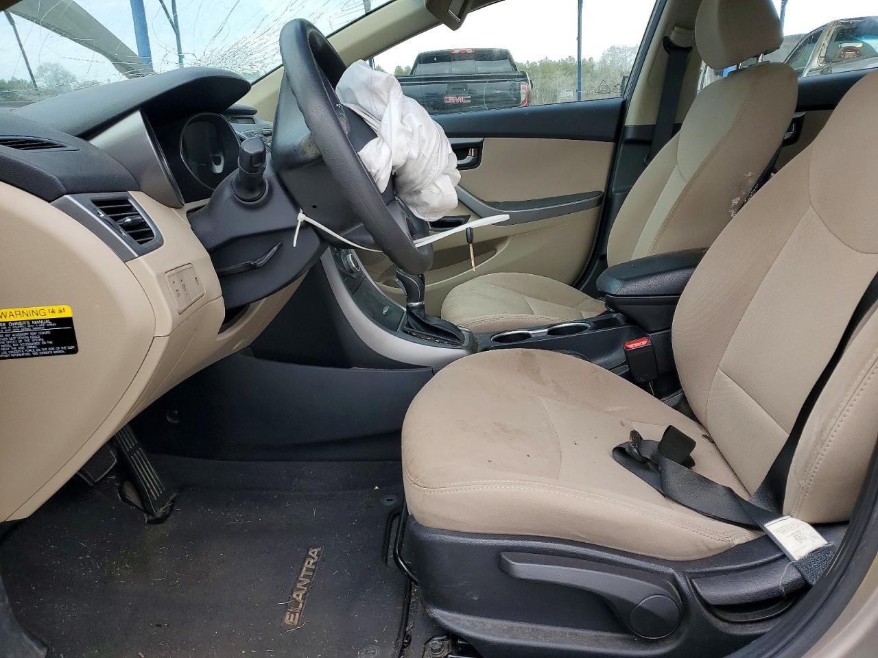 2016 HYUNDAI ELANTRA