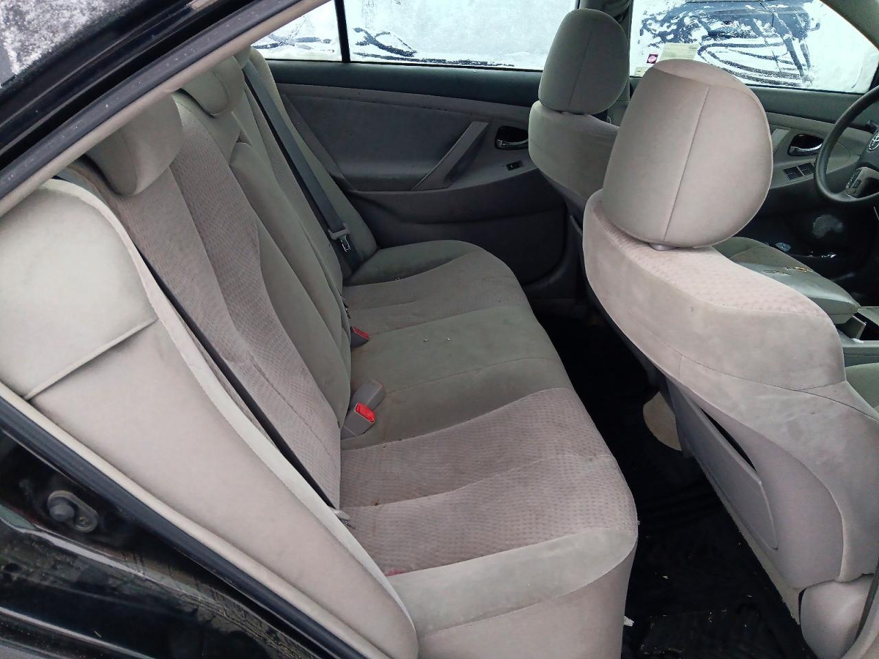 2011 TOYOTA CAMRY
