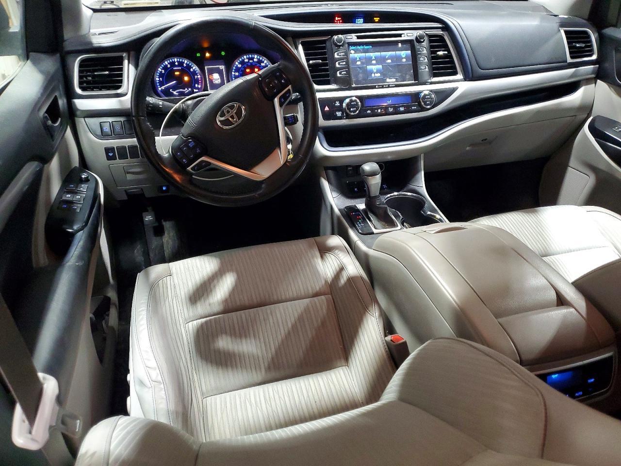 2018 TOYOTA HIGHLANDER