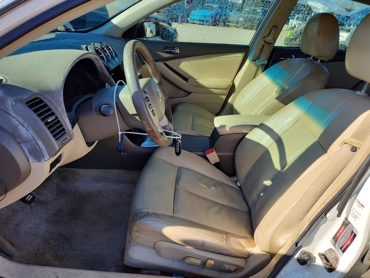 2010 NISSAN ALTIMA