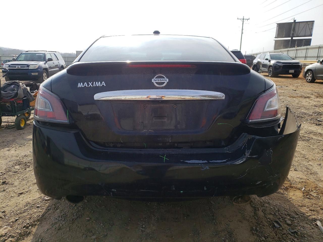 2014 NISSAN Maxima