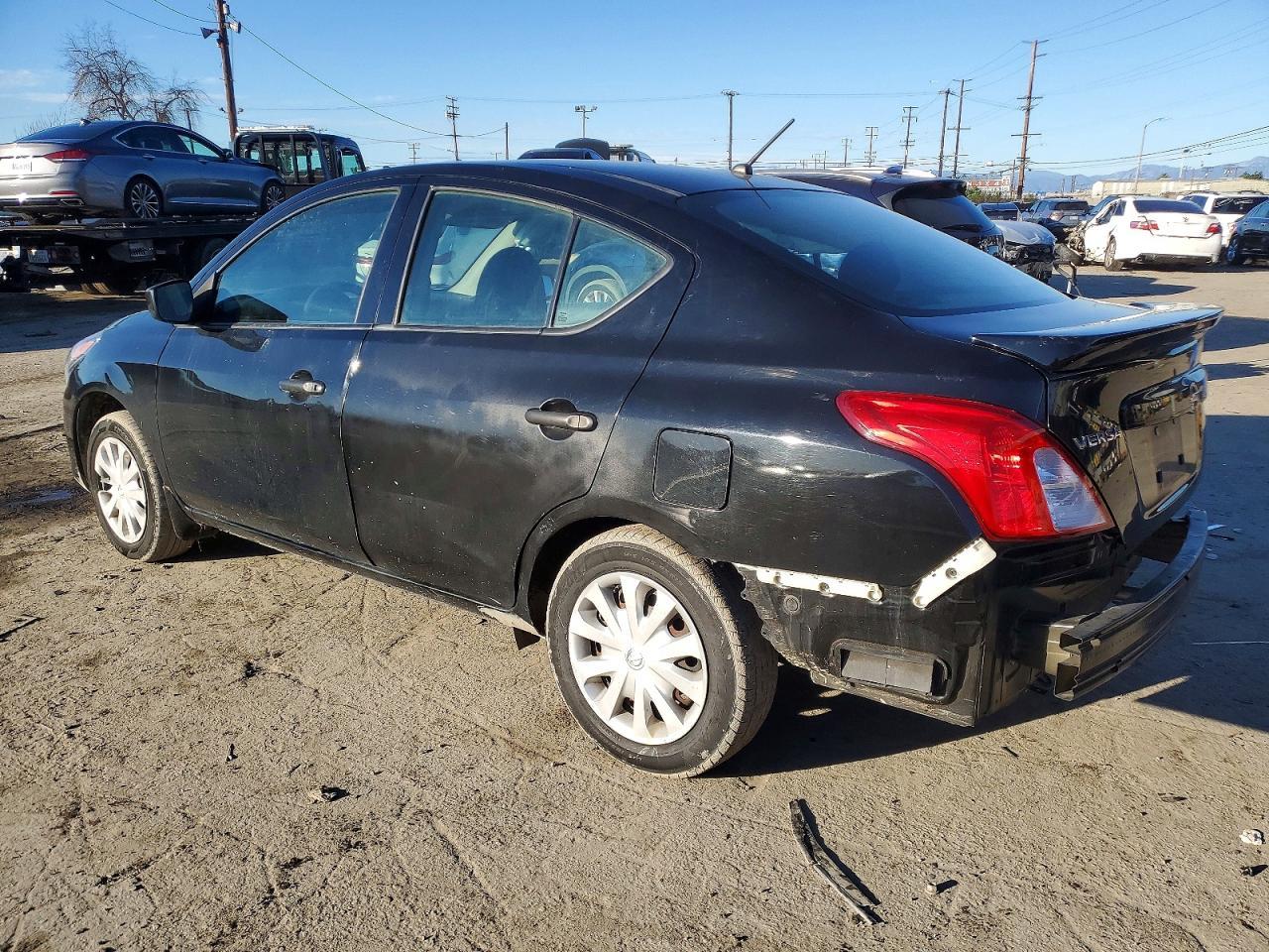 2016 NISSAN VERSA