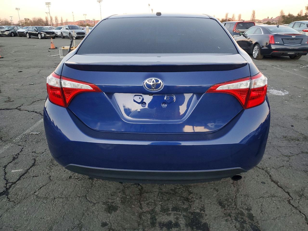 2016 TOYOTA COROLLA