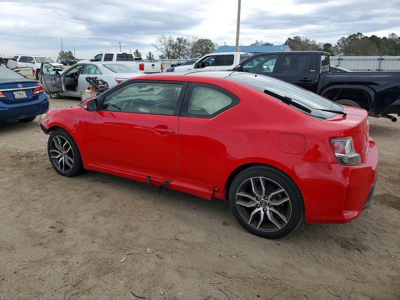 2016 TOYOTA SCION
