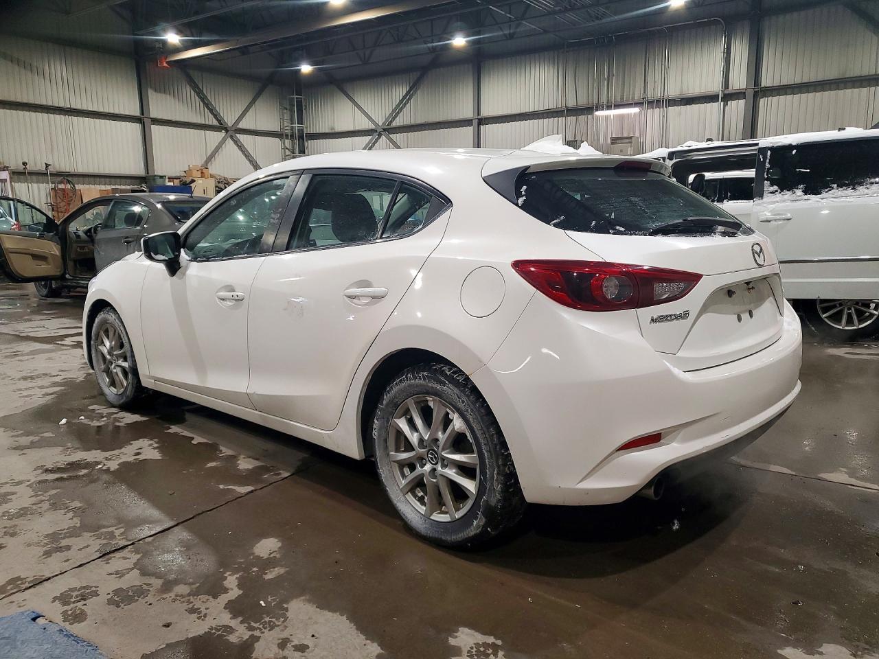 2017 MAZDA 3