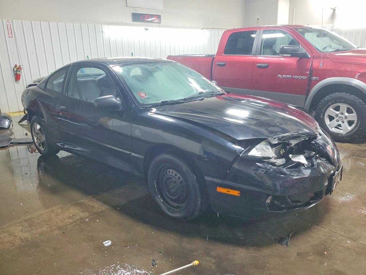 2004 PONTIAC SUNFIRE