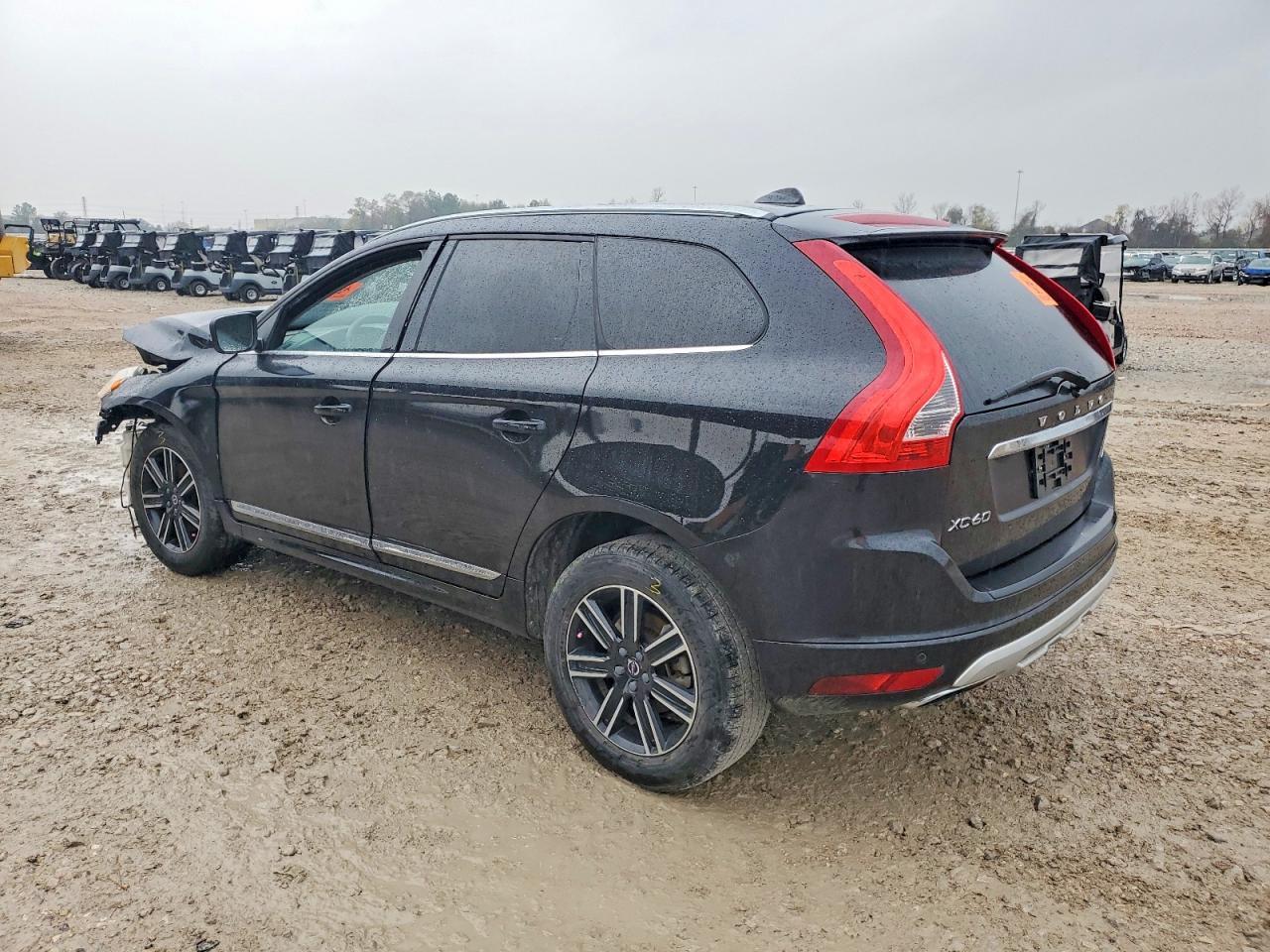 2017 VOLVO XC60