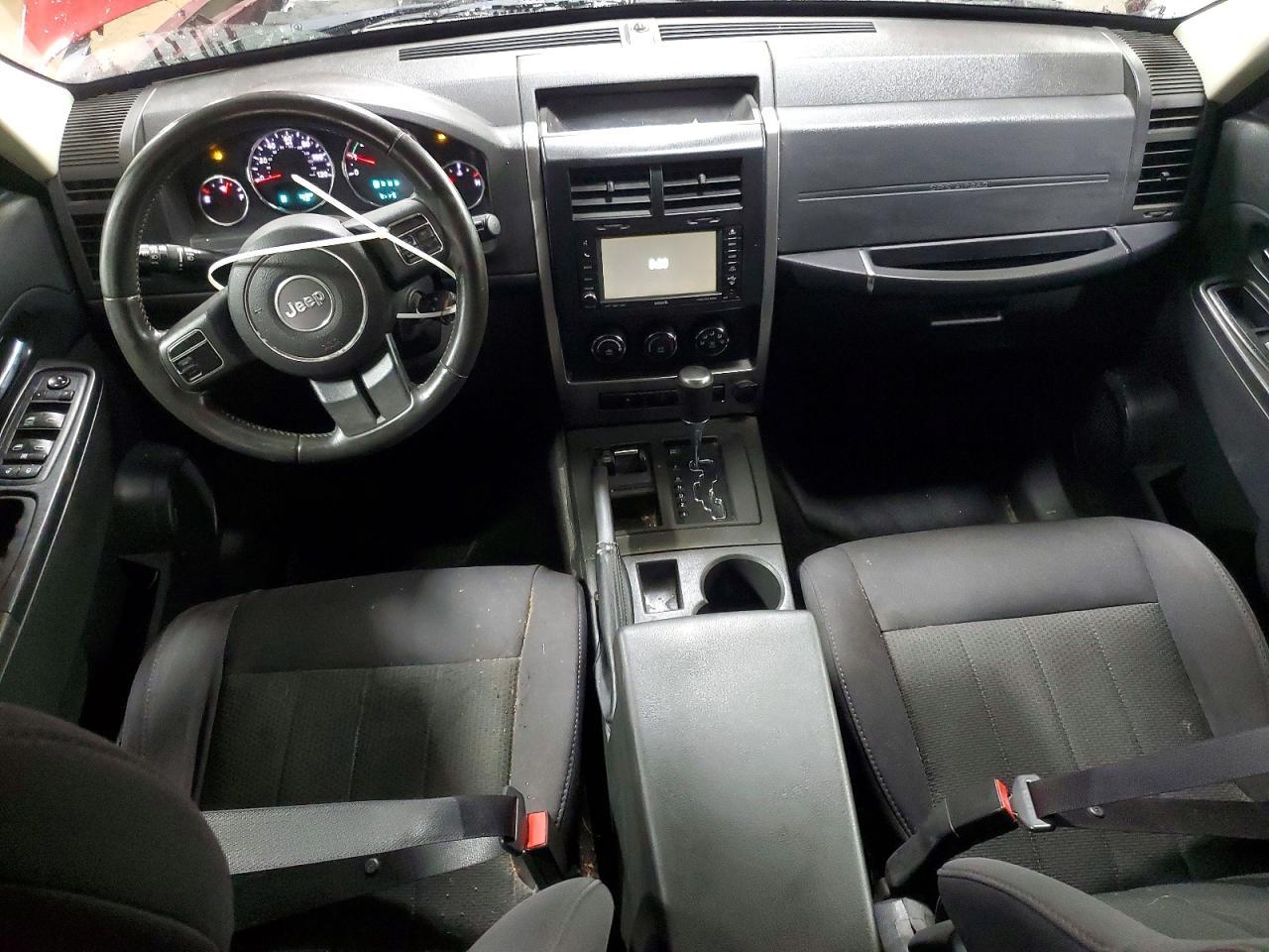 2011 JEEP Liberty