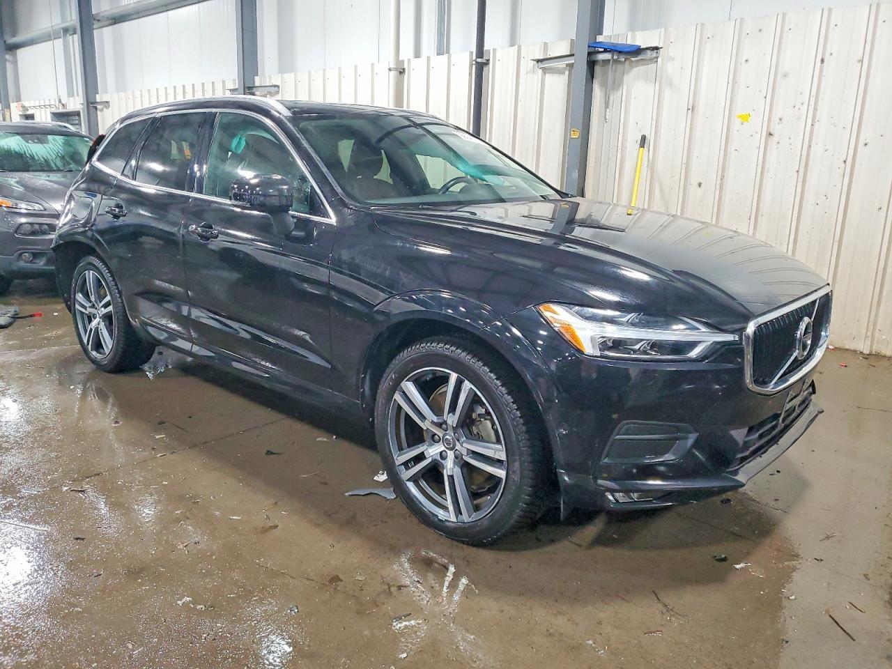2019 VOLVO XC60