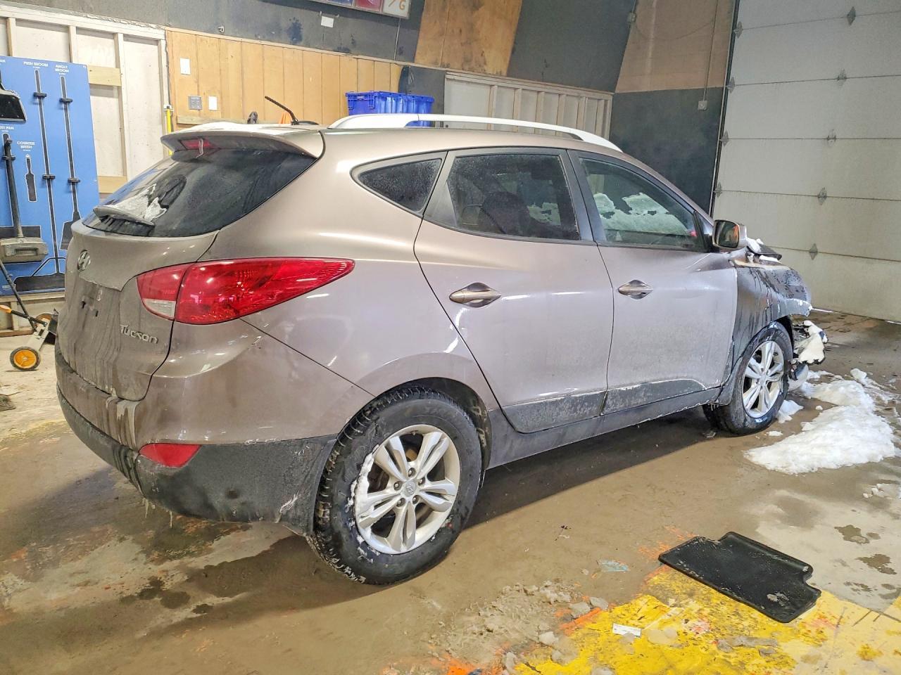 2011 HYUNDAI TUCSON