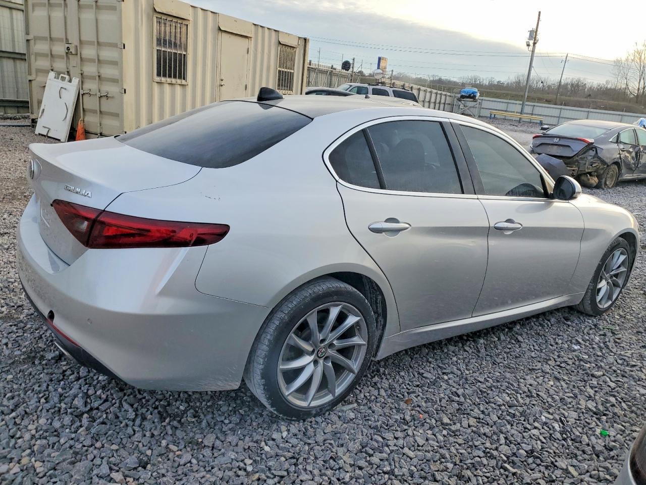 2017 ALFA ROMEO Giulia