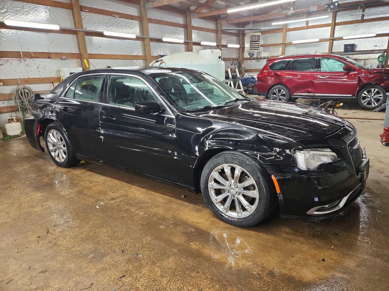 2017 CHRYSLER 300