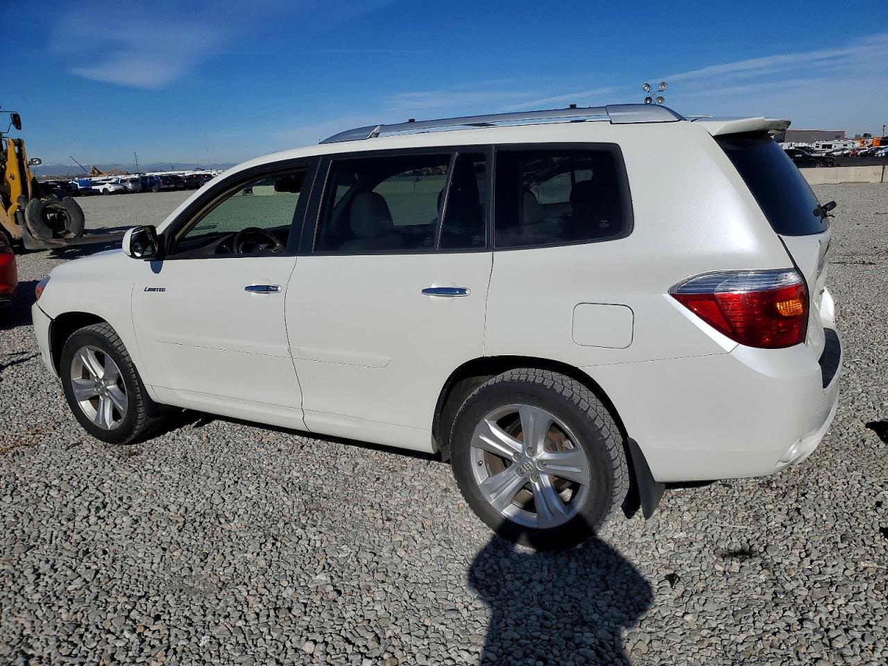 2010 TOYOTA HIGHLANDER