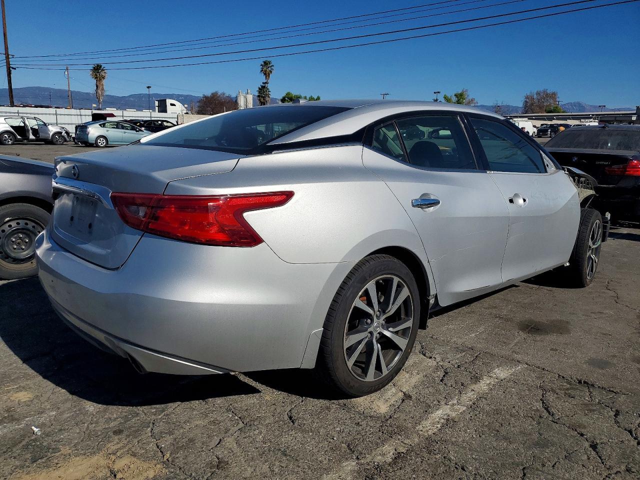2018 NISSAN Maxima