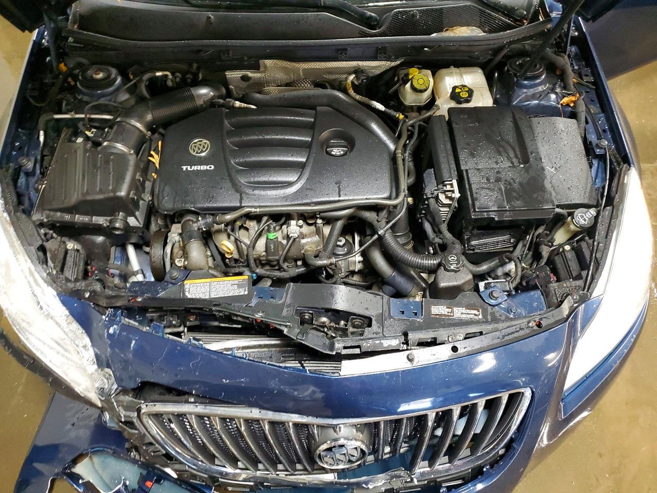 2011 BUICK Regal