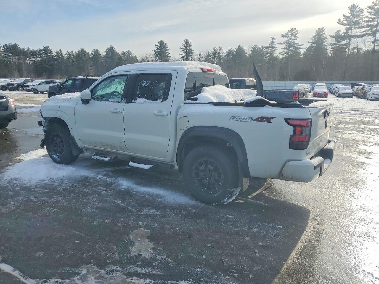 2023 NISSAN Frontier