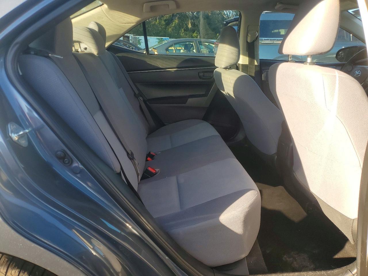 2015 TOYOTA COROLLA