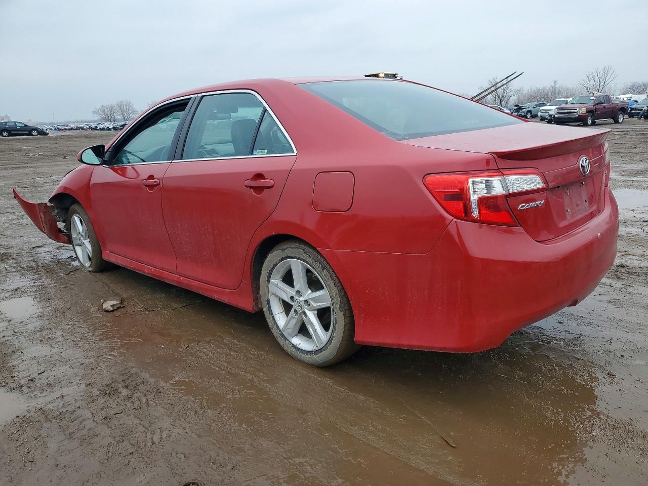 2014 TOYOTA CAMRY