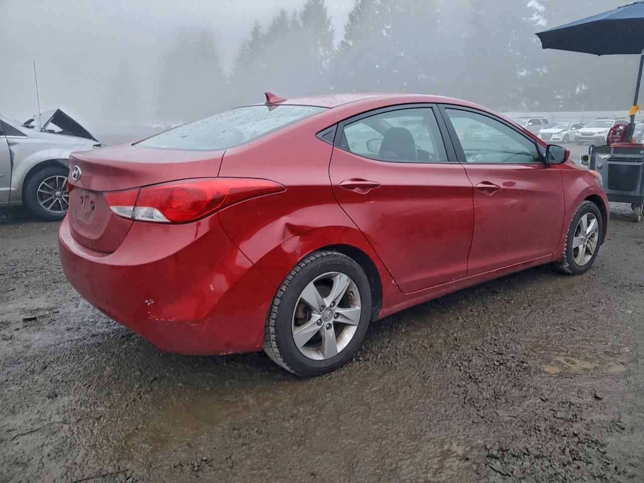 2012 HYUNDAI ELANTRA