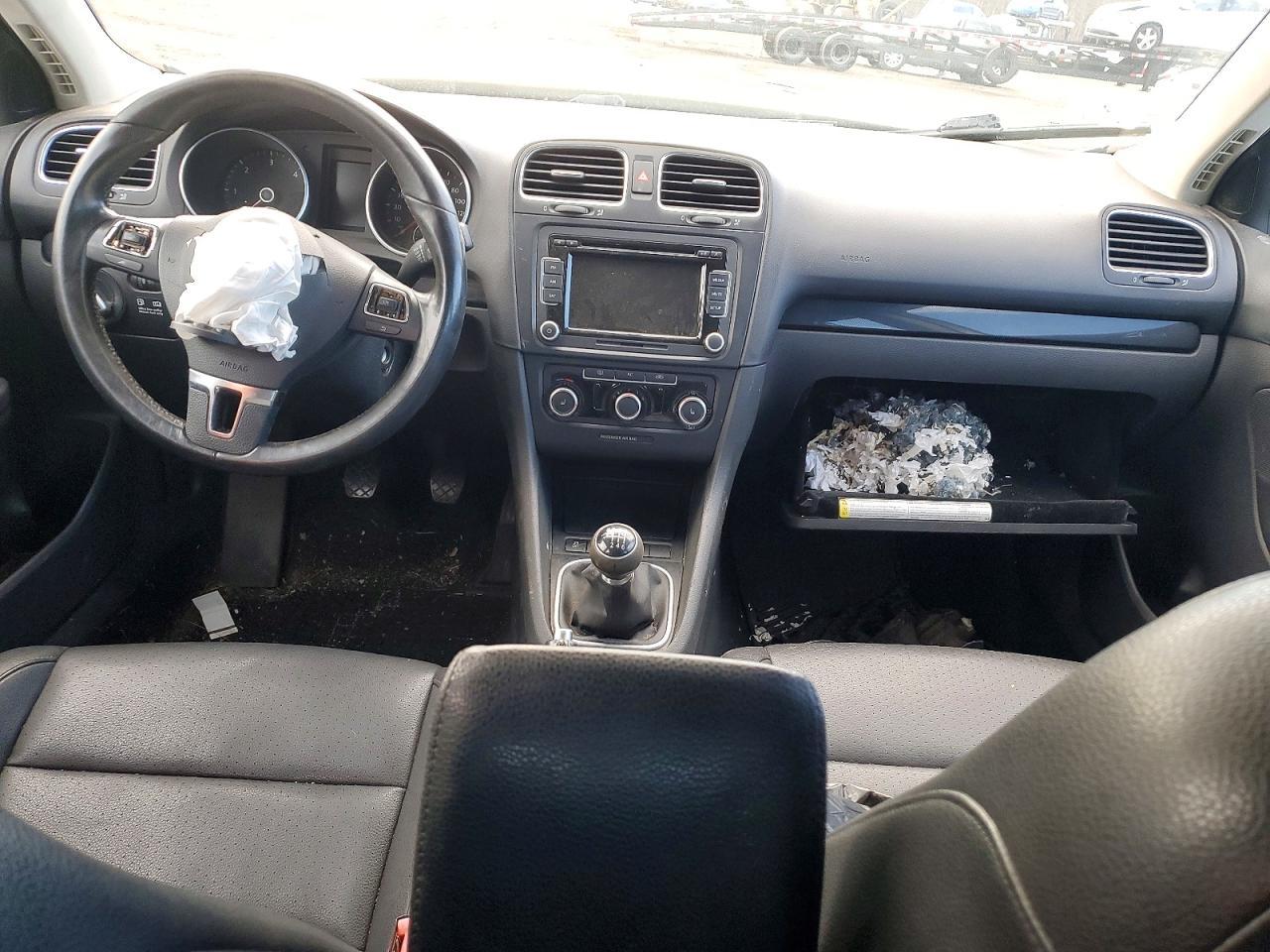 2011 VOLKSWAGEN JETTA