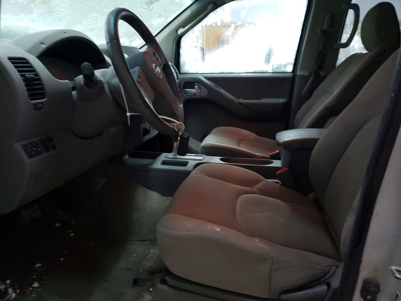 2011 NISSAN Frontier