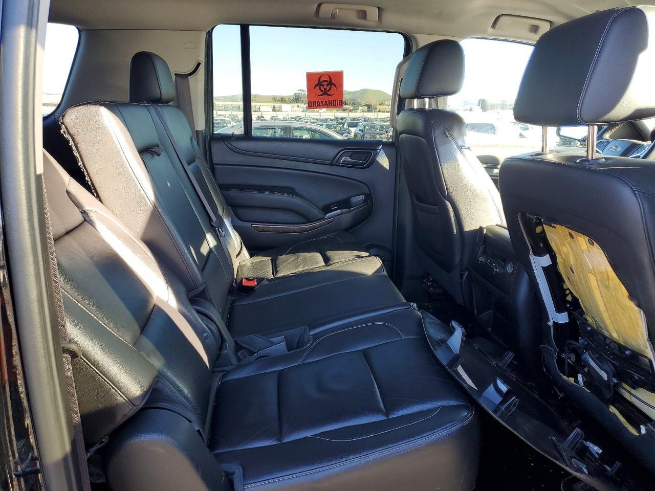 2015 CHEVROLET Suburban