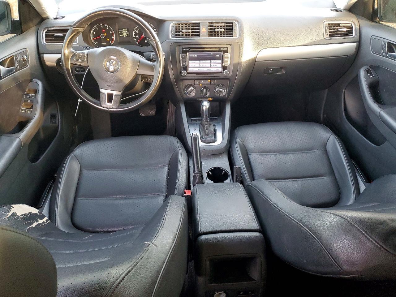 2013 VOLKSWAGEN JETTA