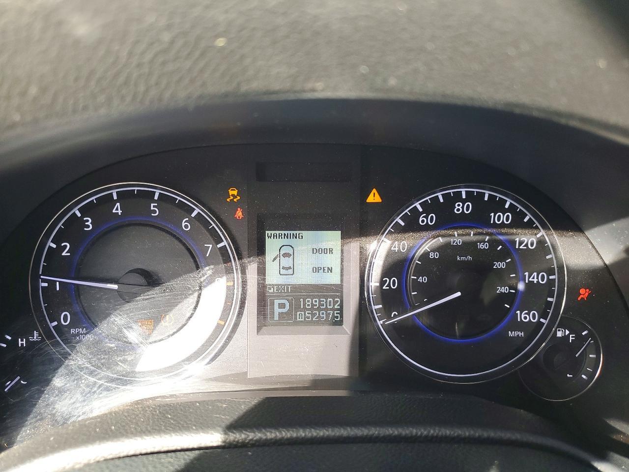 2011 INFINITI G37