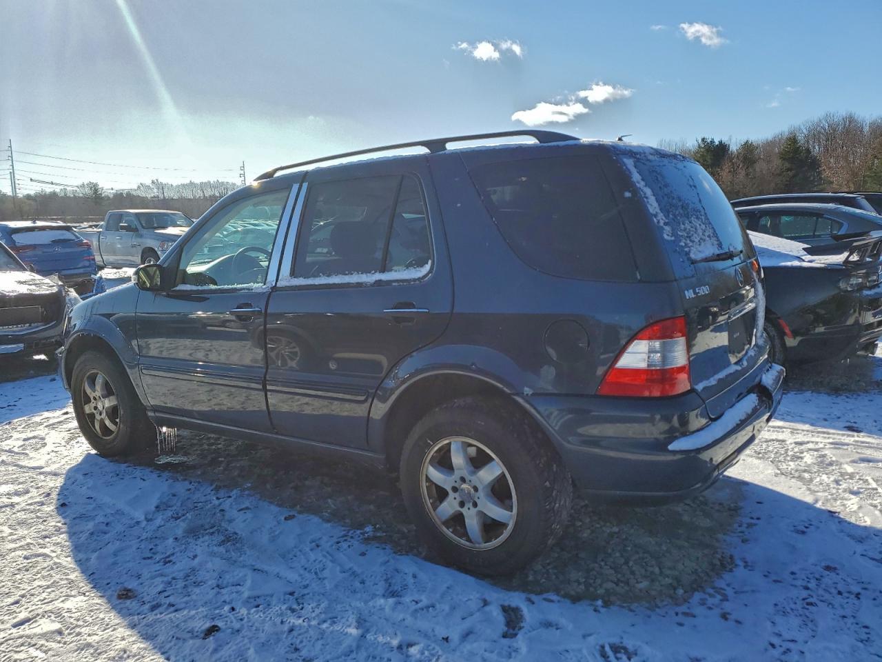 2002 MERCEDES-BENZ ML-Class